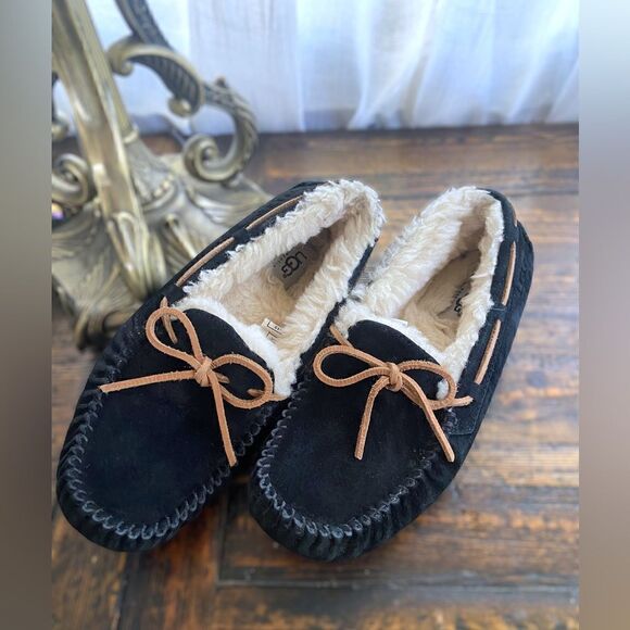 UGG Dakota Suede Moccasin Bow Indoor Outdoor Women's Slipper Shoe US 7 - Picture 7 of 13